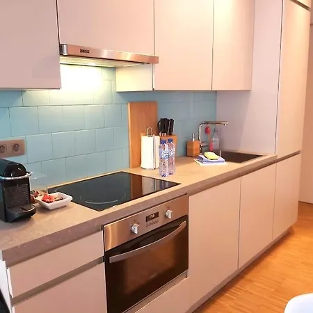 Apartman Bright And Stylish Next To The Sea! *