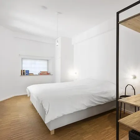 Apartman Bright And Stylish Next To The Sea!